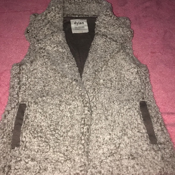 Dylan Sweater Vest - Picture 2 of 3